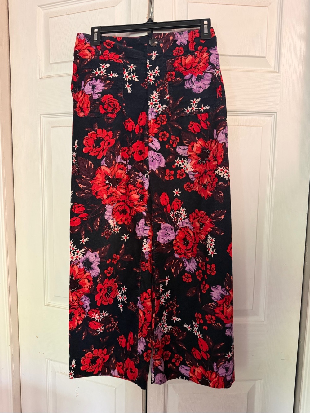 Anthropologie Colette
Size 26 red and purple - Picture 3 of 5
